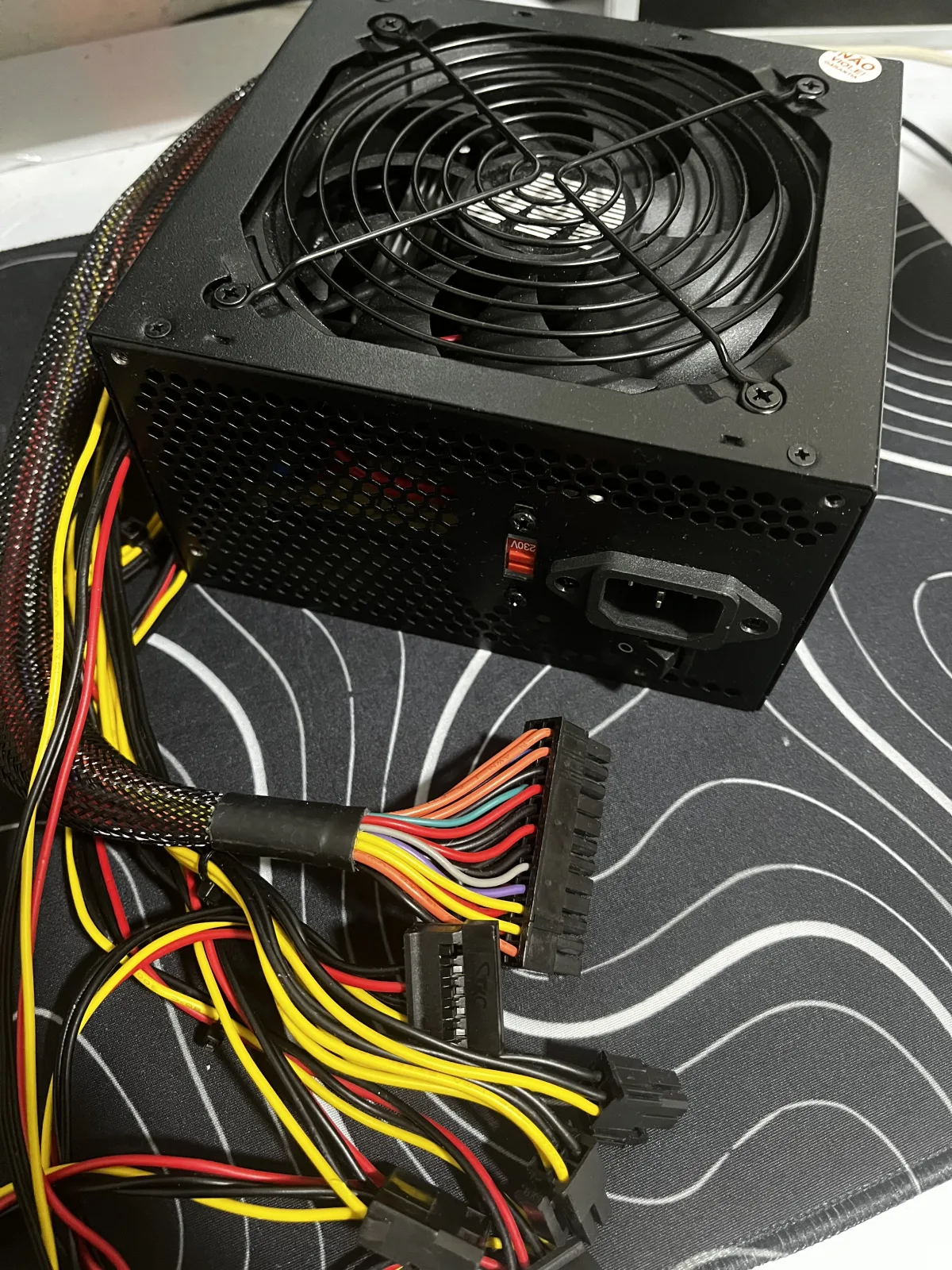 fonte pc gamer 550w